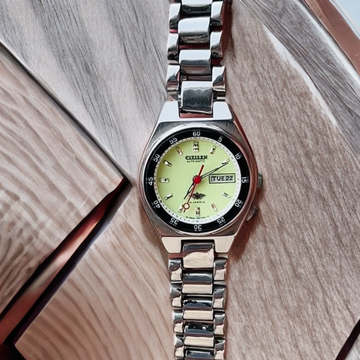 100% Original Citizen Radium Green