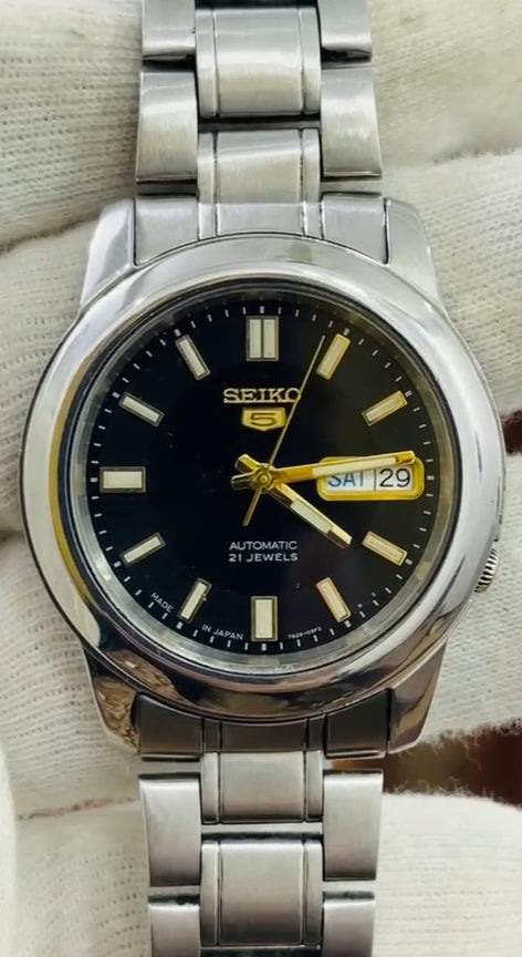 ‎Add a caption... 💯 Genuine Seiko 5 Rare Smooth