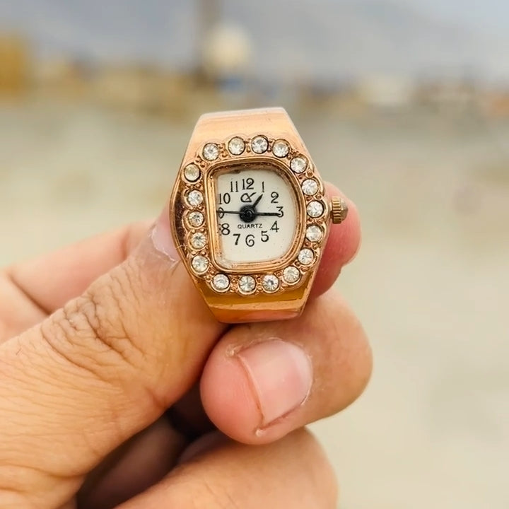 Ring 💍 + Watch ⌚️ very beautiful Article