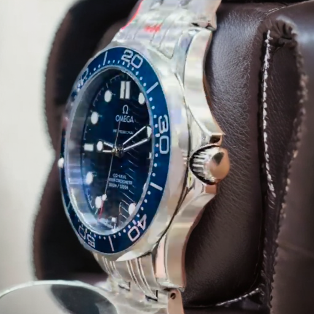 Omega Speedmaster Co Axial Master