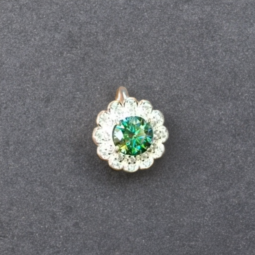 Ladies Moassinite Ring in 925 Pure